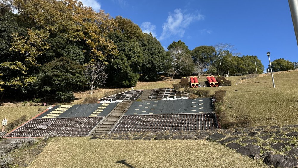 急斜面の忍者修行アスレチック